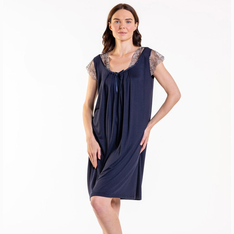 Макси нощница с къс ръкав и дантела CE-86652