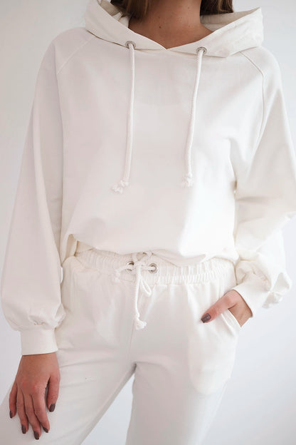 Комплект от суитчер с качулка и панталон 9337