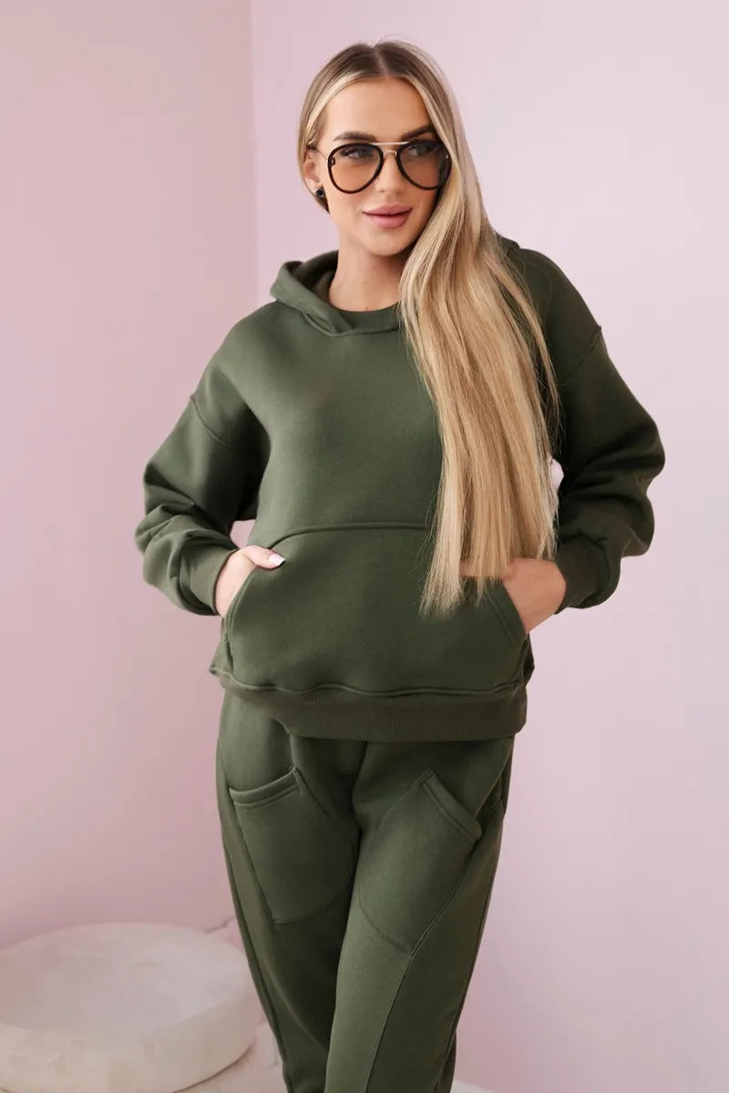 Изолиран комплект суичър с панталон 9577