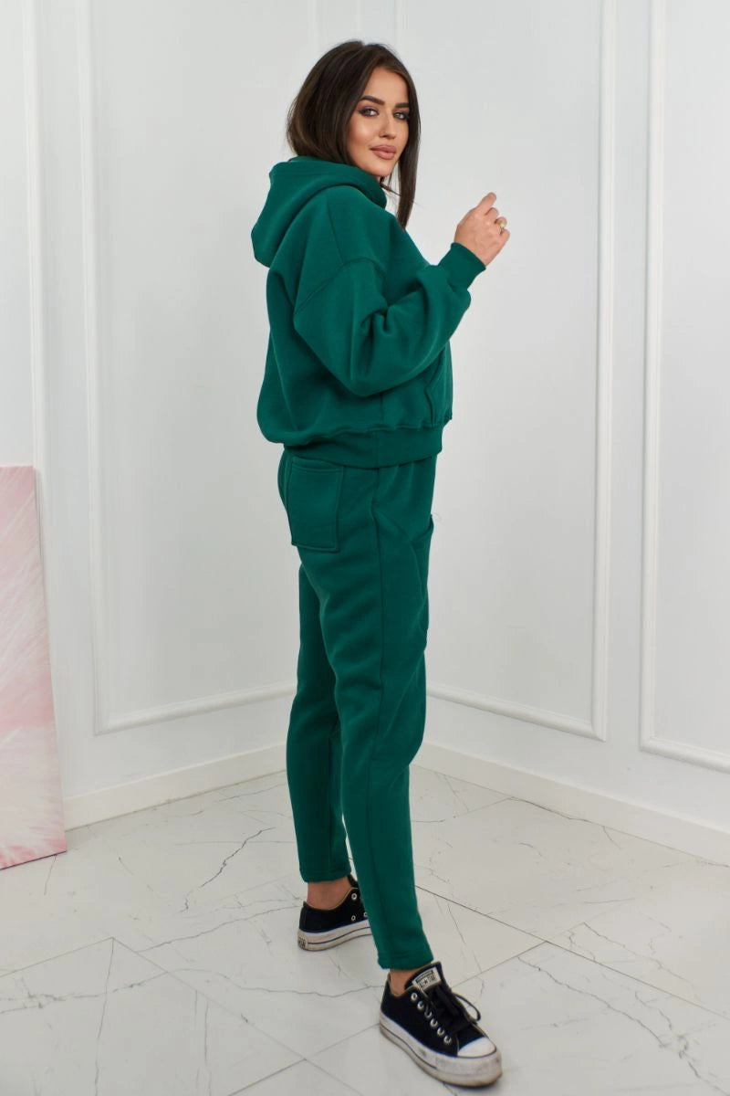 Изолиран комплект суичър с панталон 9577