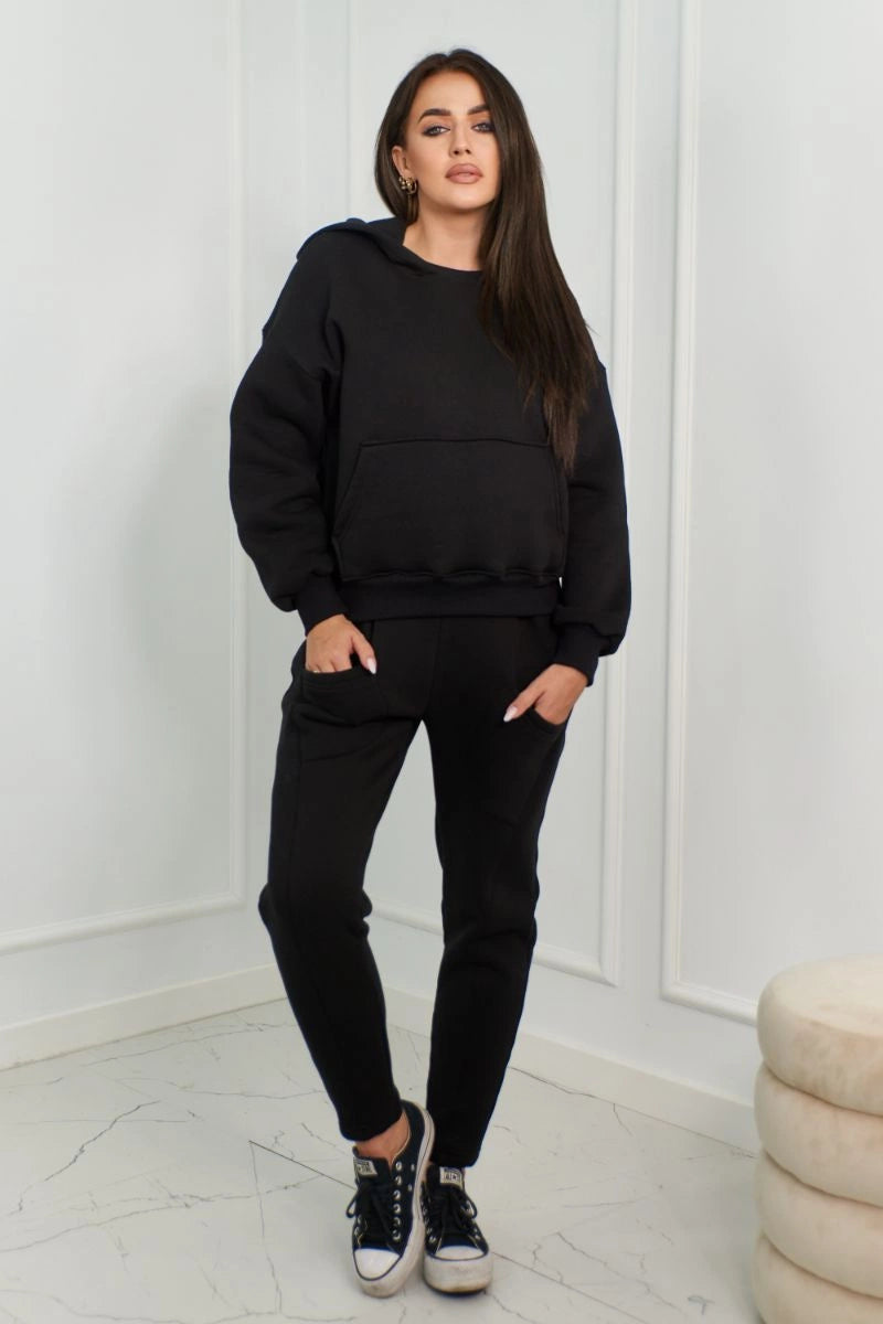 Изолиран комплект суичър с панталон 9577