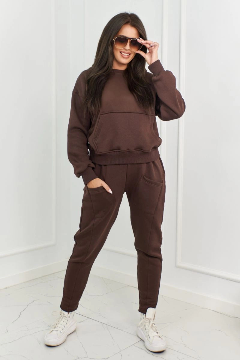 Изолиран комплект суичър с панталон 9577