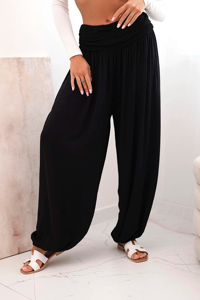 Дамски вискозен панталон с широки крачоли и волани ART9700