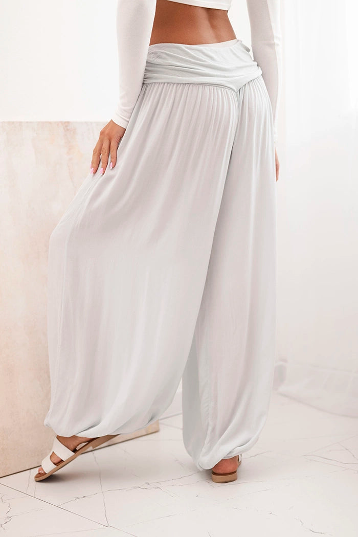 Дамски вискозен панталон с широки крачоли и волани ART9700