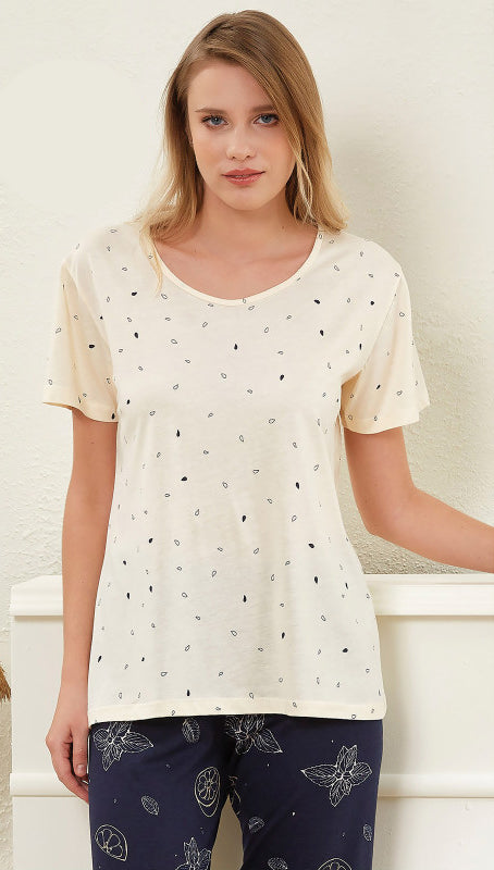 Памучна дамска пижама от тениска с ръкав и бермуди 98706