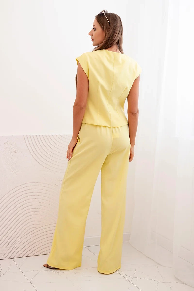 Дамски комплект с жилетка и широки панталони ART88551