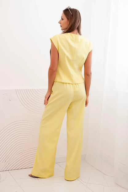 Дамски комплект с жилетка и широки панталони ART88551