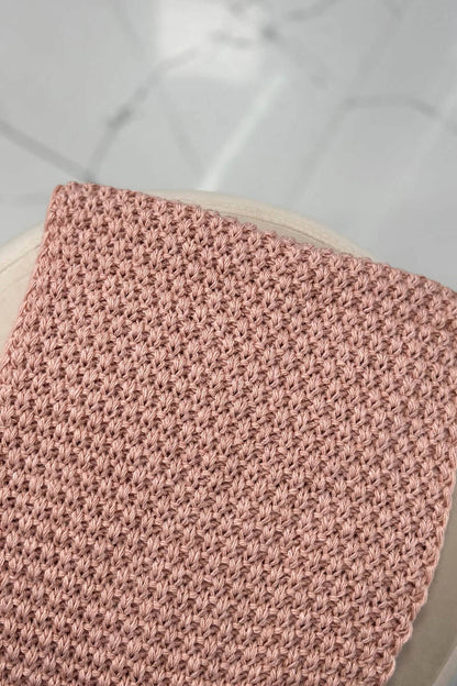 Дамски комплект от шапка с шал PLK2