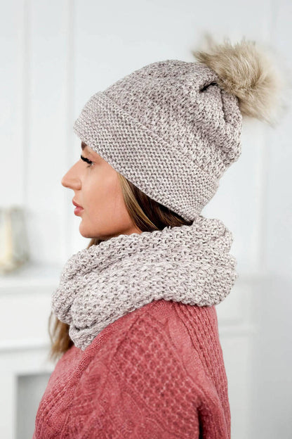 Дамски комплект от шапка с шал PLK3