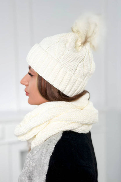 Дамски комплект от шапка с шал PLK3