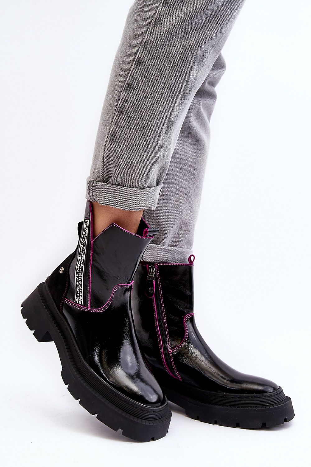  Ниски обувки с ток model 190707 Step in style 