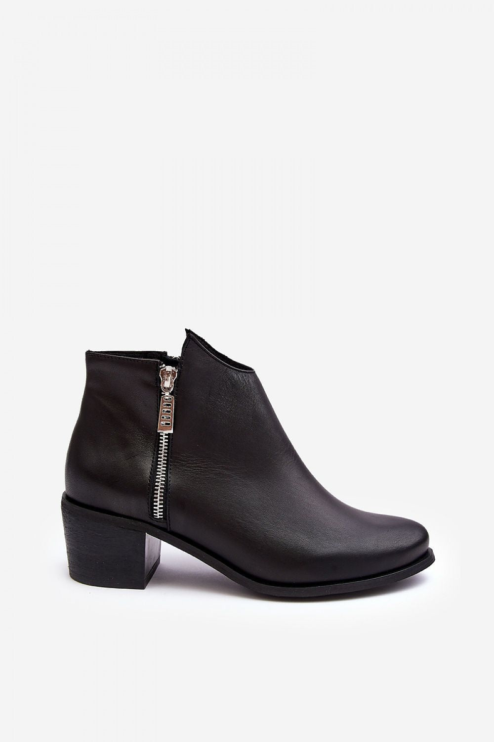  Ниски обувки с ток model 190708 Step in style 