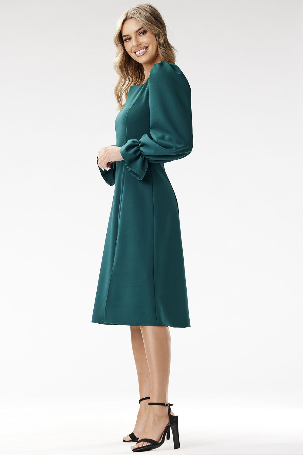  Коктейлна рокля model 204268 awama 