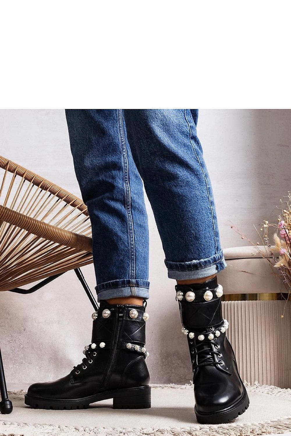  Ботуши model 204855 Solea 