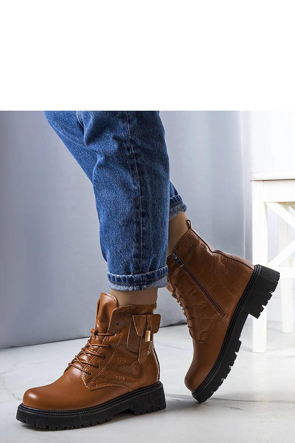  Ботуши model 205886 Solea 