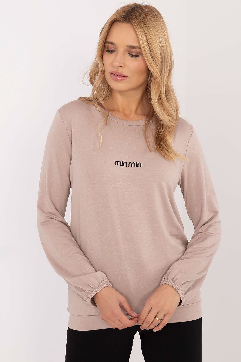  Блуза model 208240 Relevance 