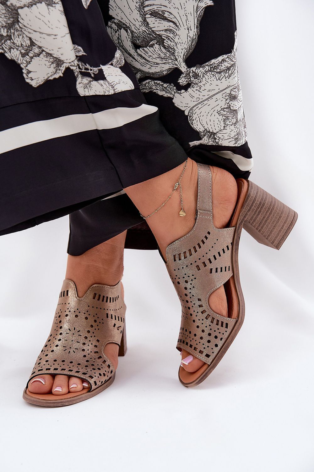  Сандали на ток model 211364 Step in style 