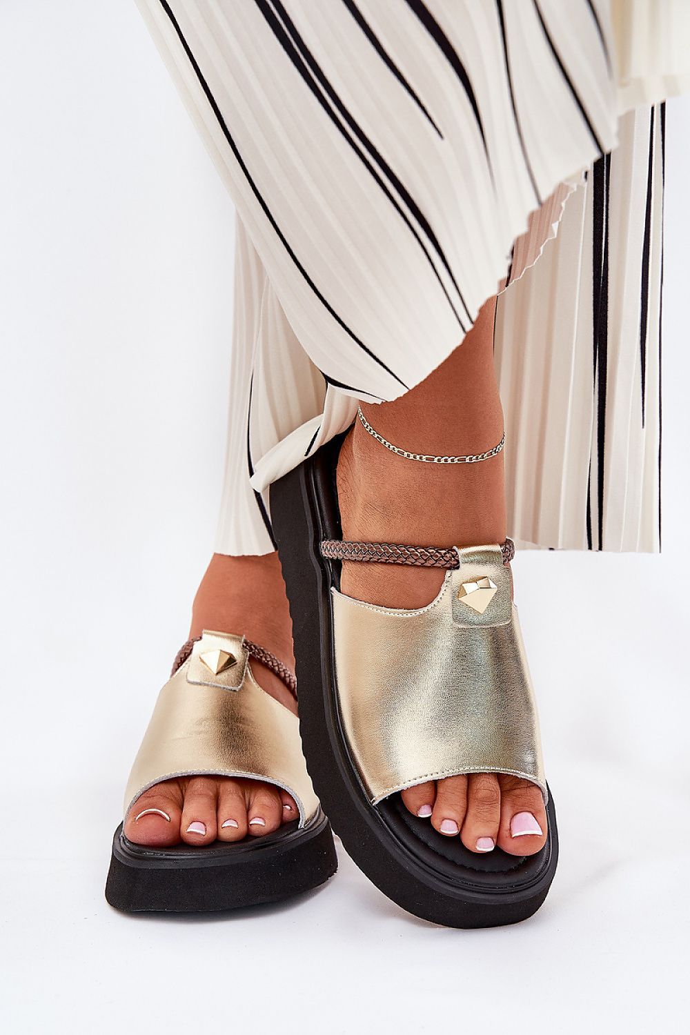  сланци на платформа model 211966 Step in style 