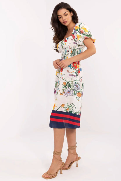  Дневна рокля model 213609 Italy Moda 
