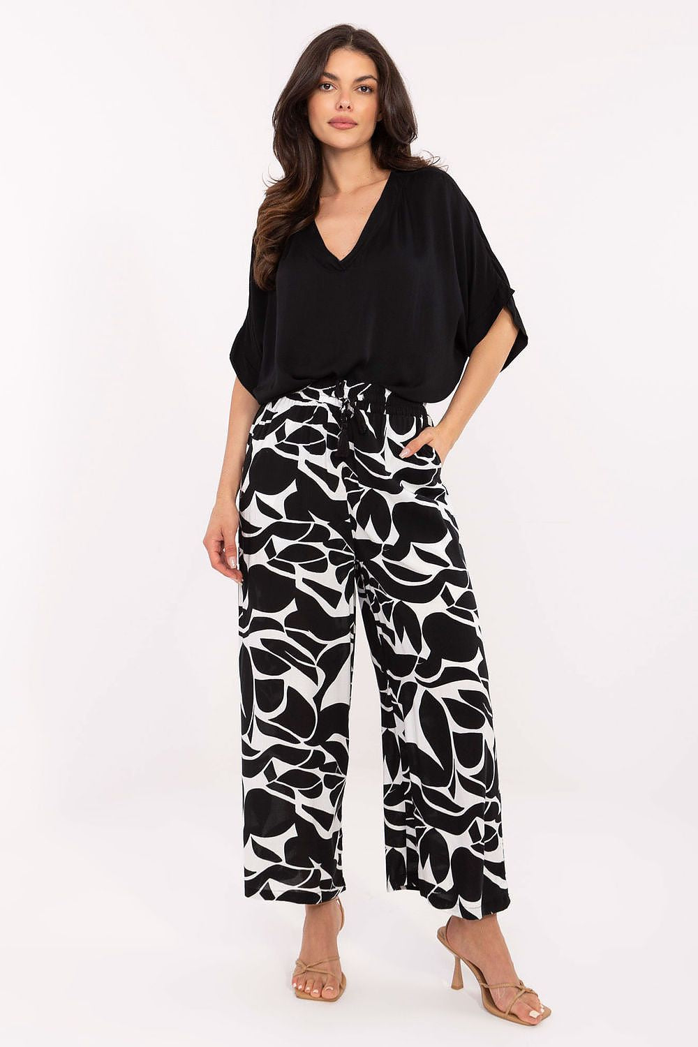  Дамски панталони model 215122 Sublevel 