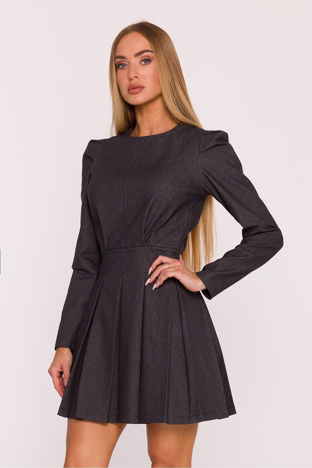  Дневна рокля model 216577 Moe 