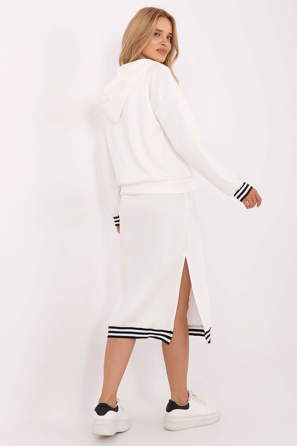  Задайте model 216731 Rue Paris 