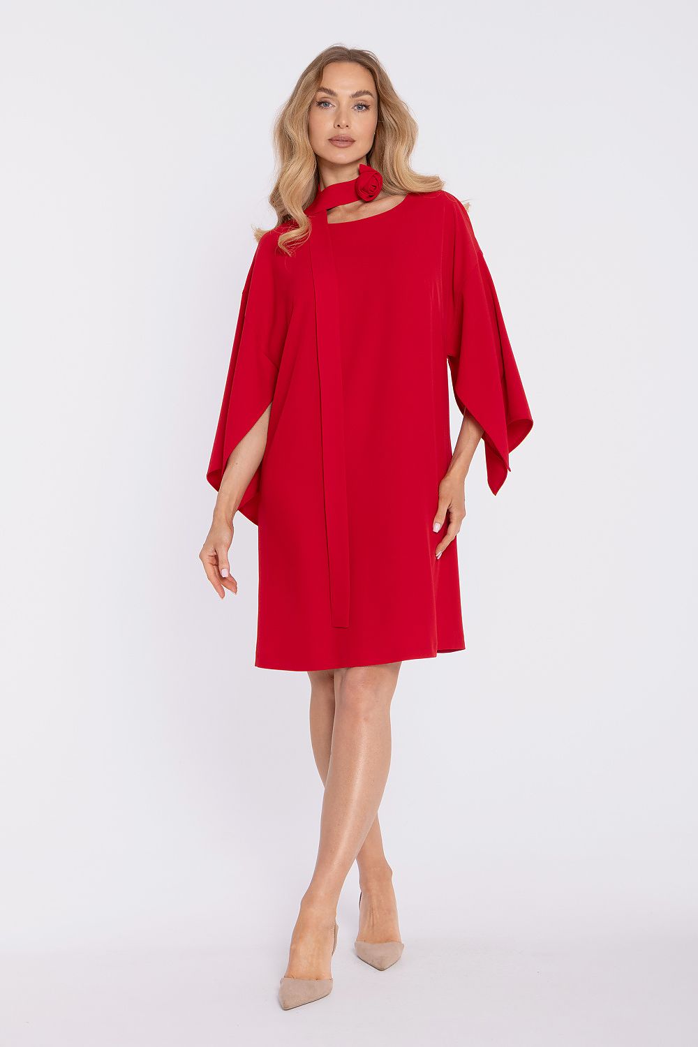  Коктейлна рокля model 225917 Moe 