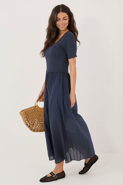  Дневна рокля model 228470 Italy Moda 