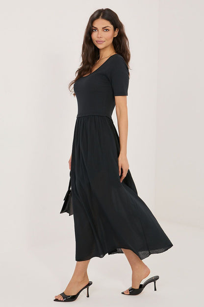  Дневна рокля model 228471 Italy Moda 