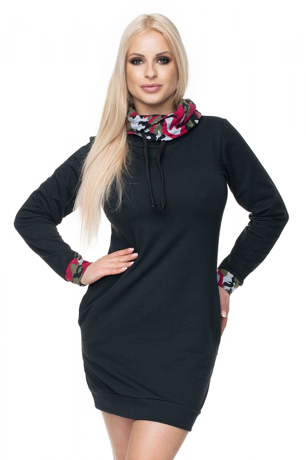  Дневна рокля model 132619 PeeKaBoo 