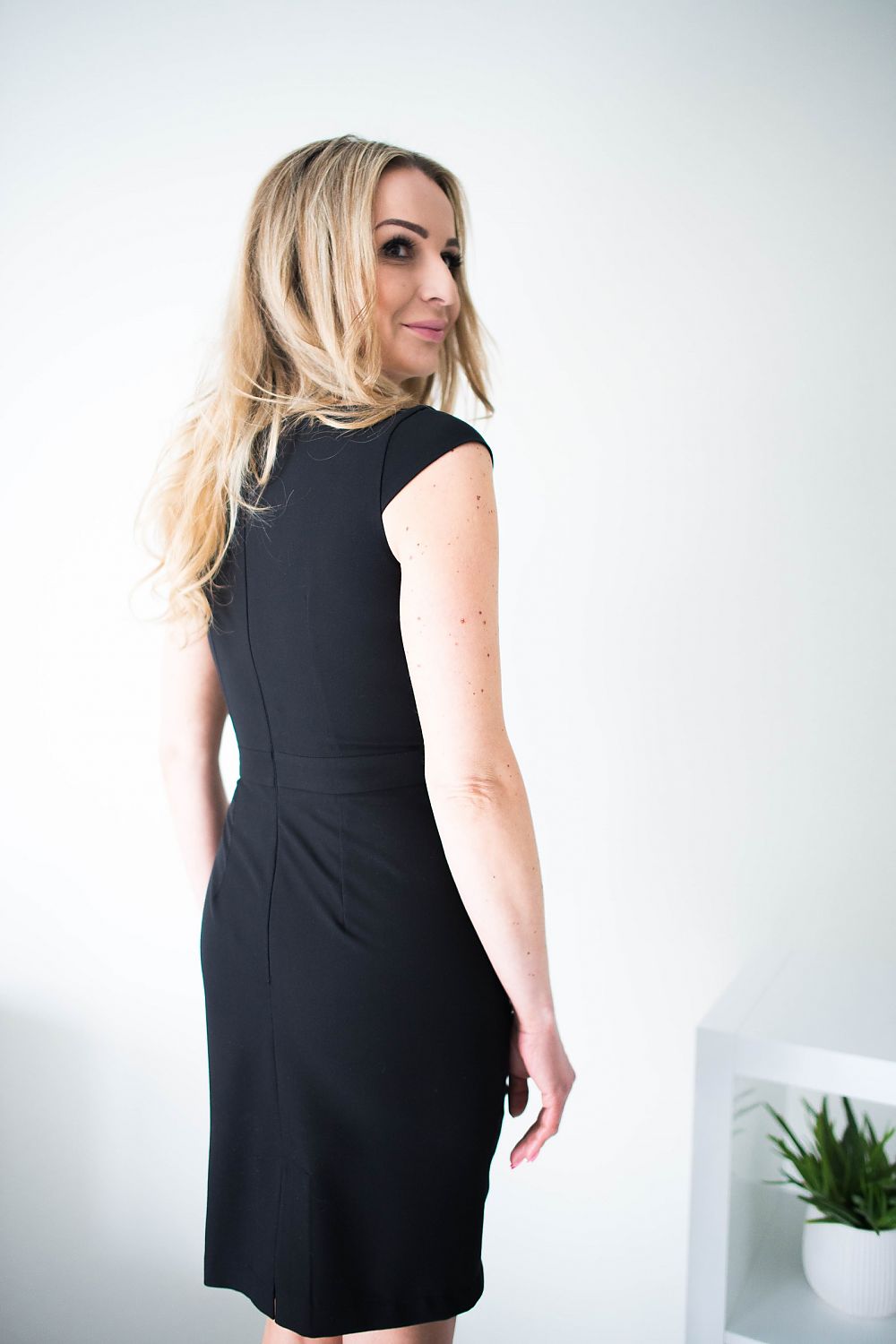  Вечерна рокля model 108515 Jersa 