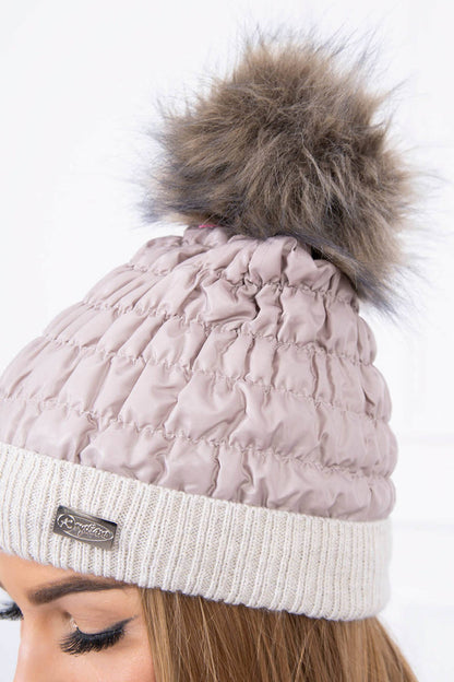 Дамска шапка с помпон K160