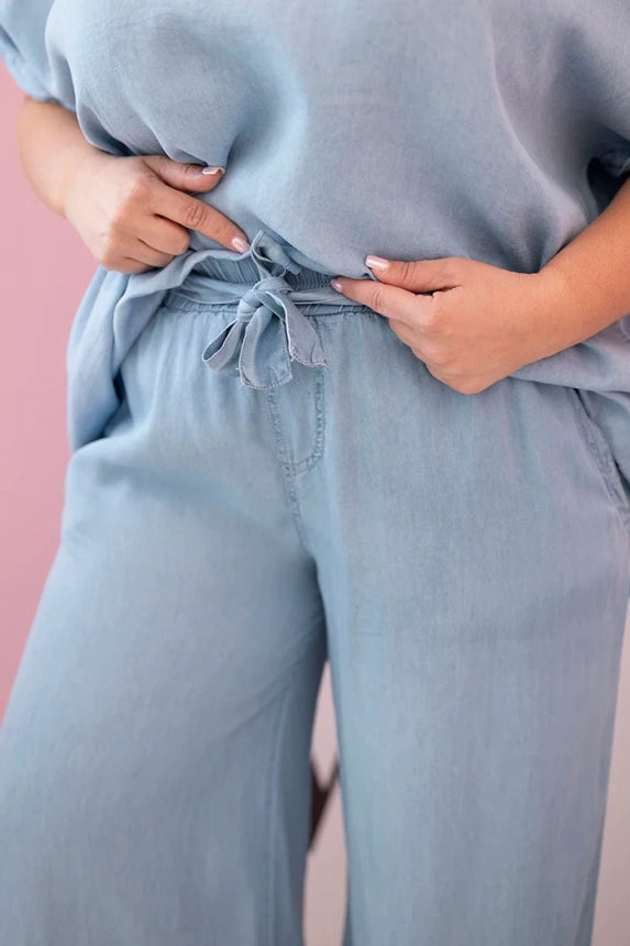 Комплект за жени Plus Size, изработен от блузка и панталон 51013