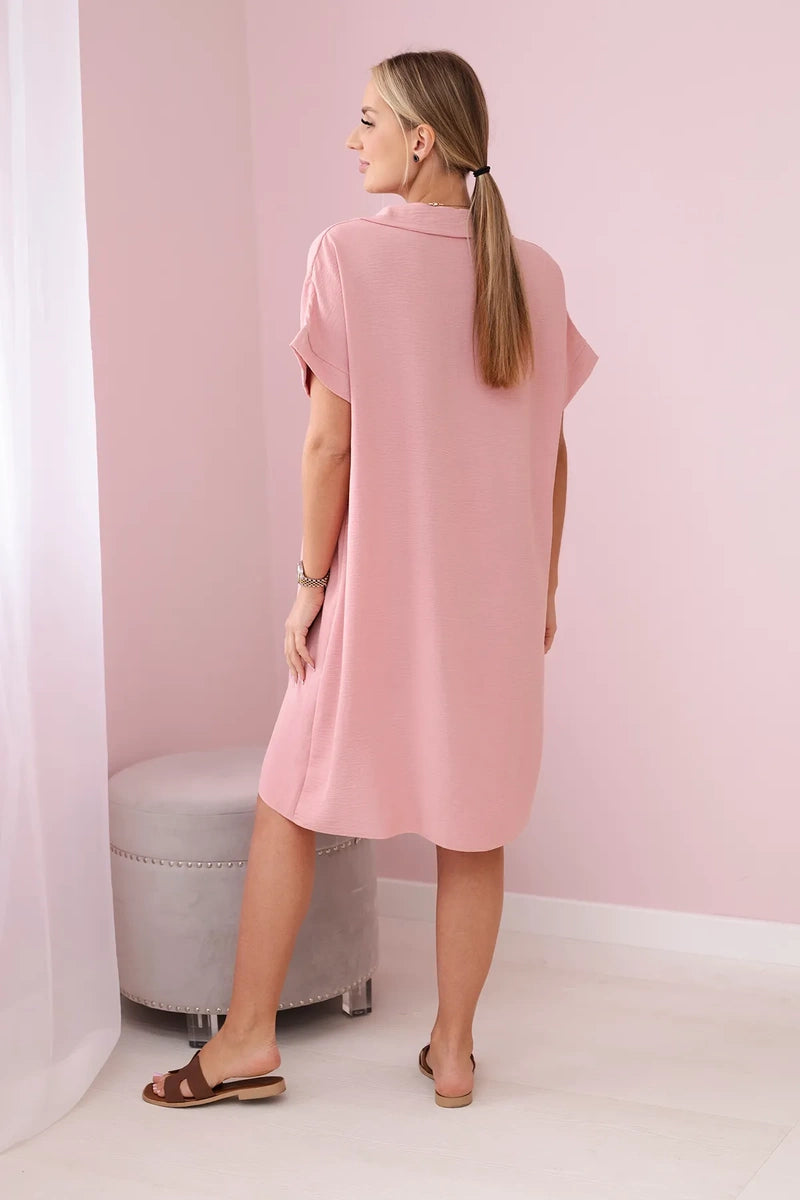 Рокля с V-образно деколте и яка ИТ-33