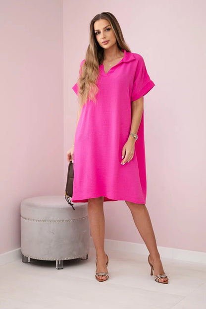 Рокля с V-образно деколте и яка ИТ-33