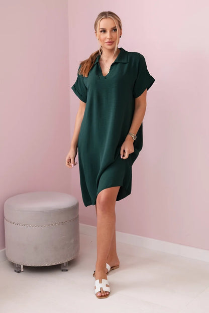 Рокля с V-образно деколте и яка ИТ-33