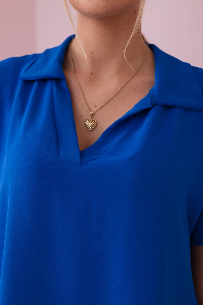 Рокля с V-образно деколте и яка ИТ-33