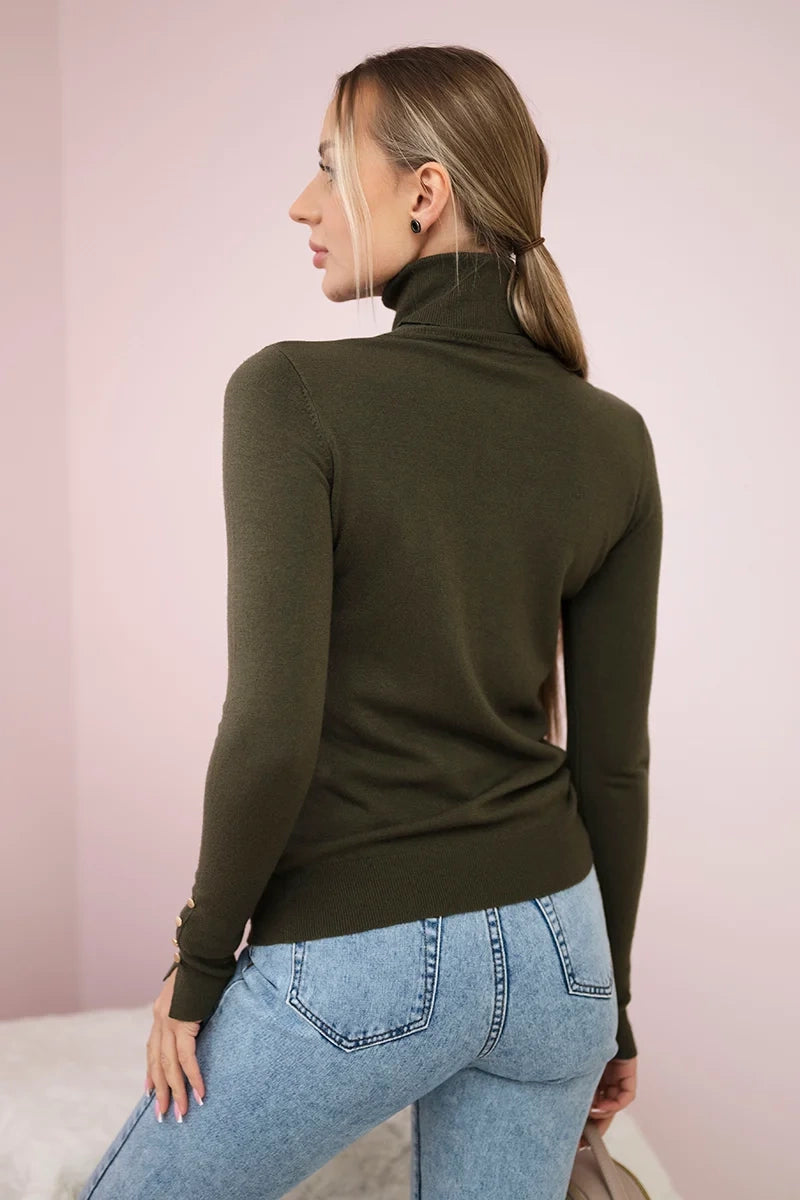 Пуловер с висока яка и декоративни копчета ИТ-61