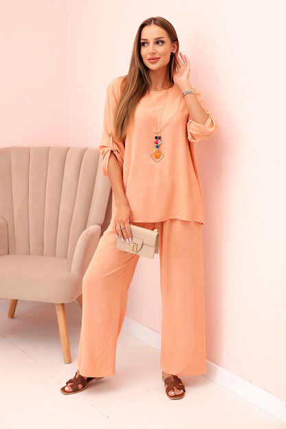 Дамски комплект с блуза с колие и широк панталон ИТ-76