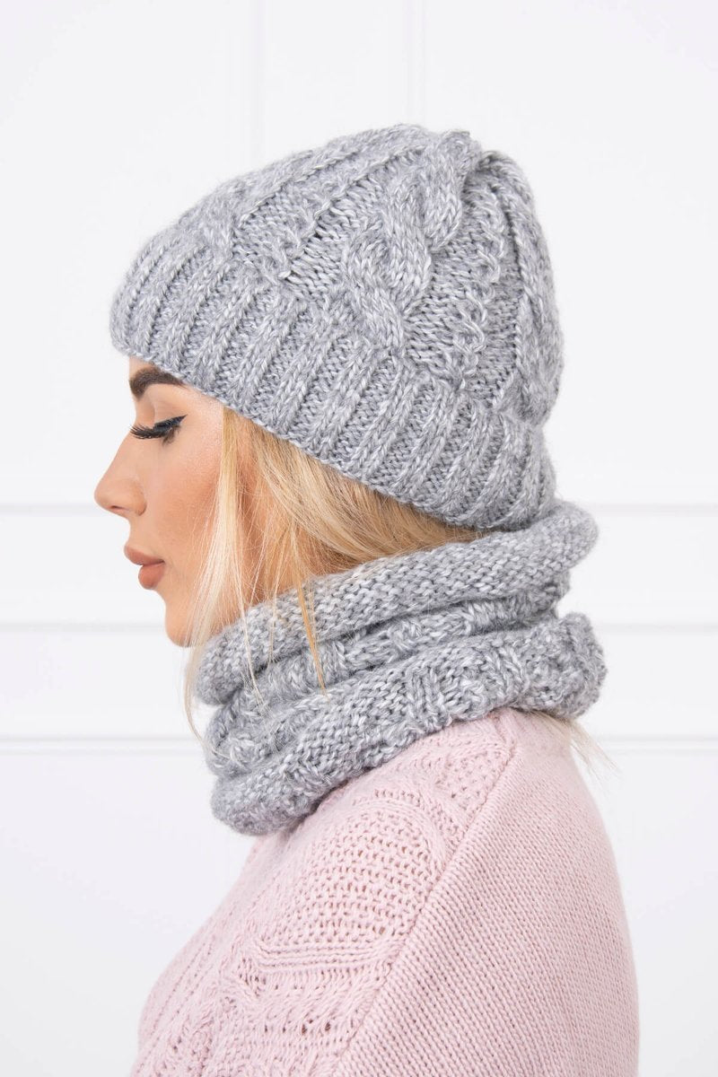 Дамски комплект от шапка с шал K153