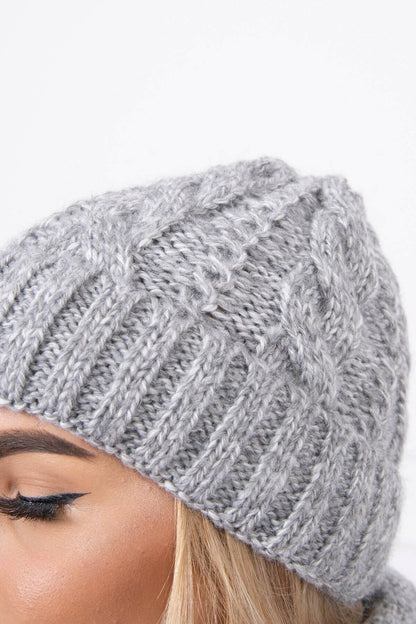 Дамски комплект от шапка с шал K153