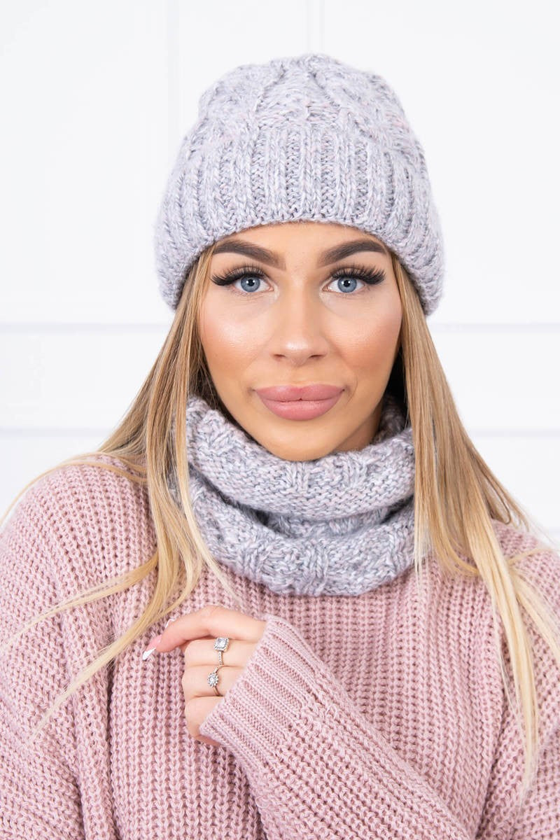 Дамски комплект от шапка с шал K153