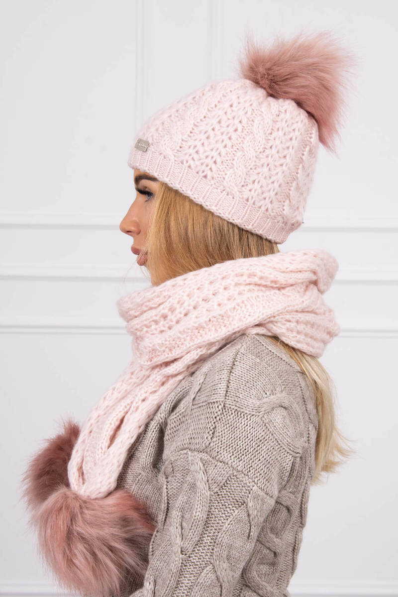 Дамски комплект от шапка с шал K199