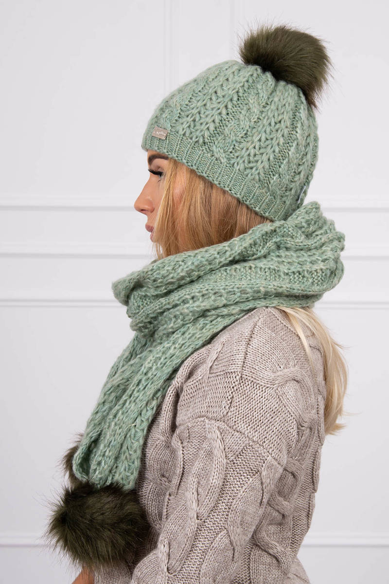 Дамски комплект от шапка с шал K199