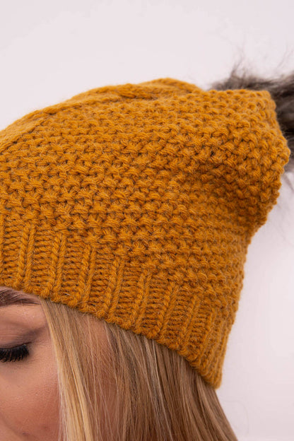 Дамска шапка с полар Сандра K210