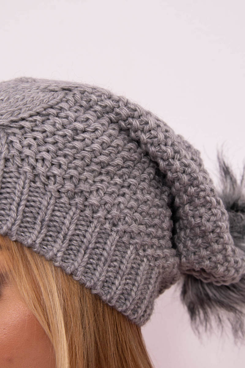 Дамска шапка с полар Сандра K210