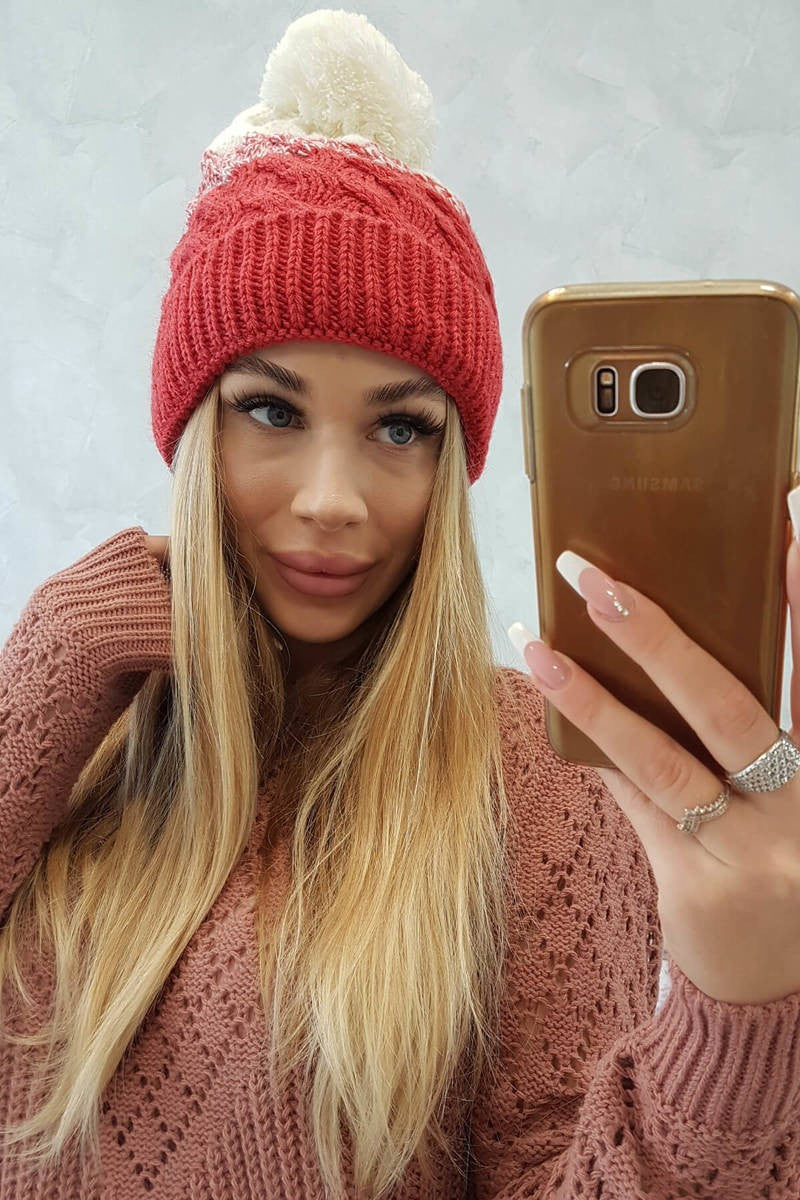 Дамска шапка с полар Илона K218