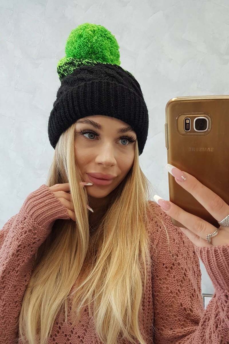 Дамска шапка с полар Илона K218