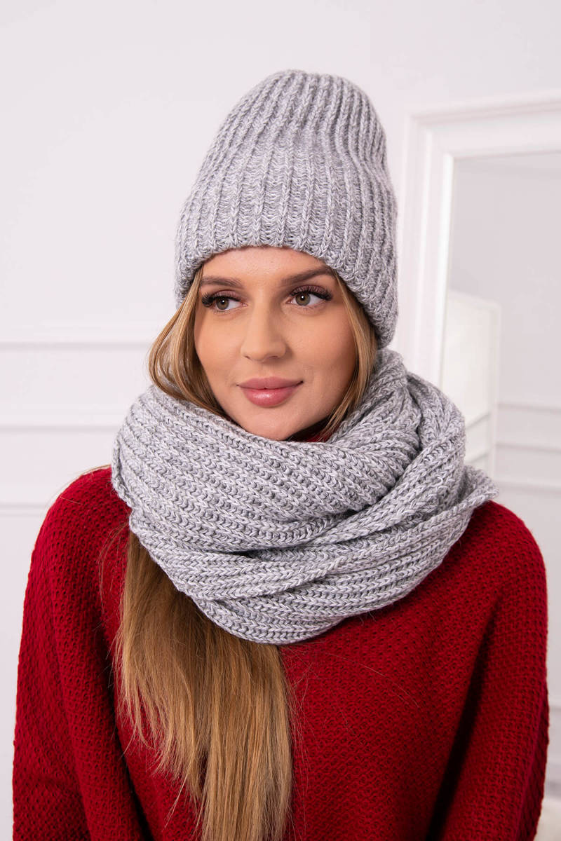Дамски комплект от шапка с шал Bona K261