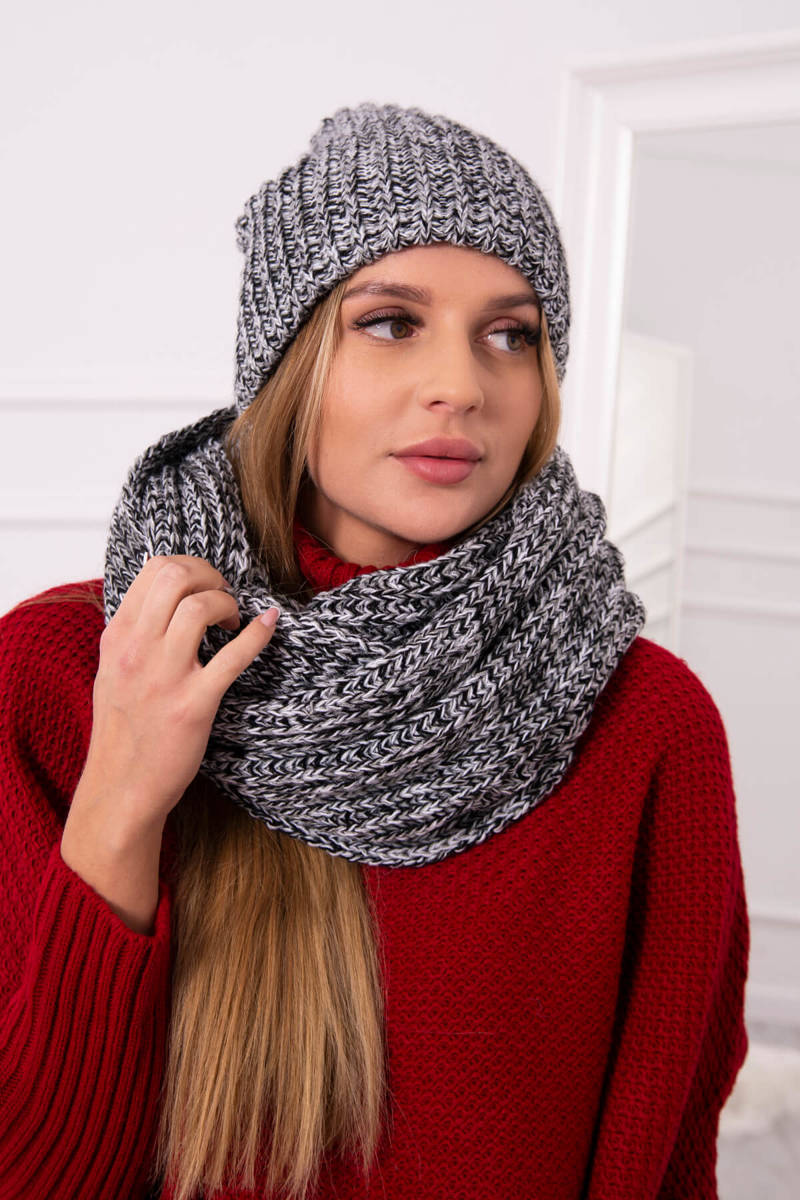 Дамски комплект от шапка с шал Bona K261